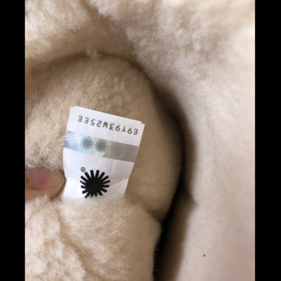 UGG SUNDANCE WATERPROOF SHEARLING TALL BOOT CHESTNUT 6.5 - Picture 10 of 13